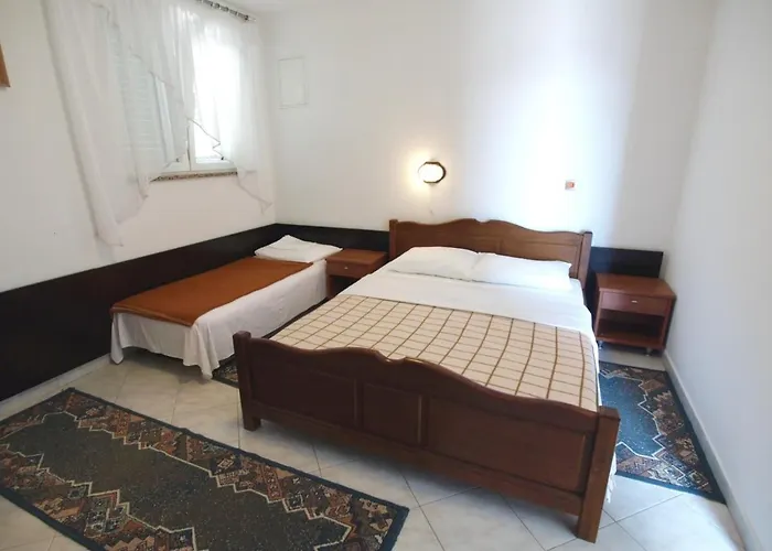 Apartman With Parking Space Rab - 20818 Banjol